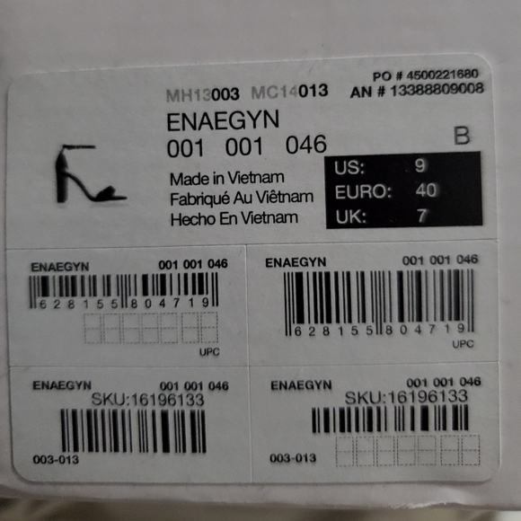 Aldo Black Velour Block Heel - Picture 5 of 5